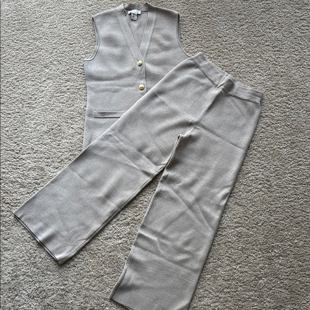 Women's tan Pants & Vest Set
